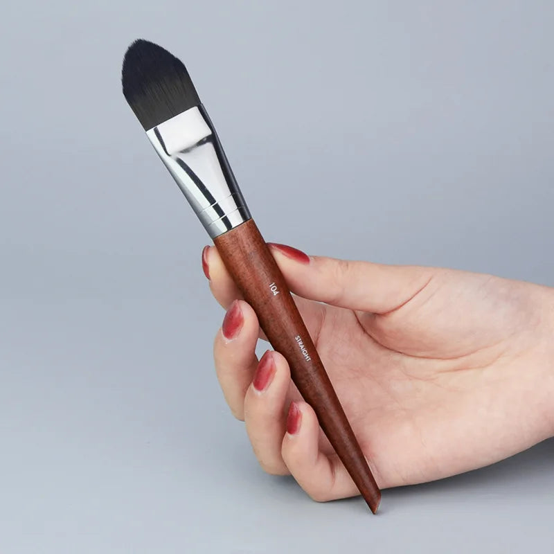 LOYBJ Professional Flat Foundation Brush