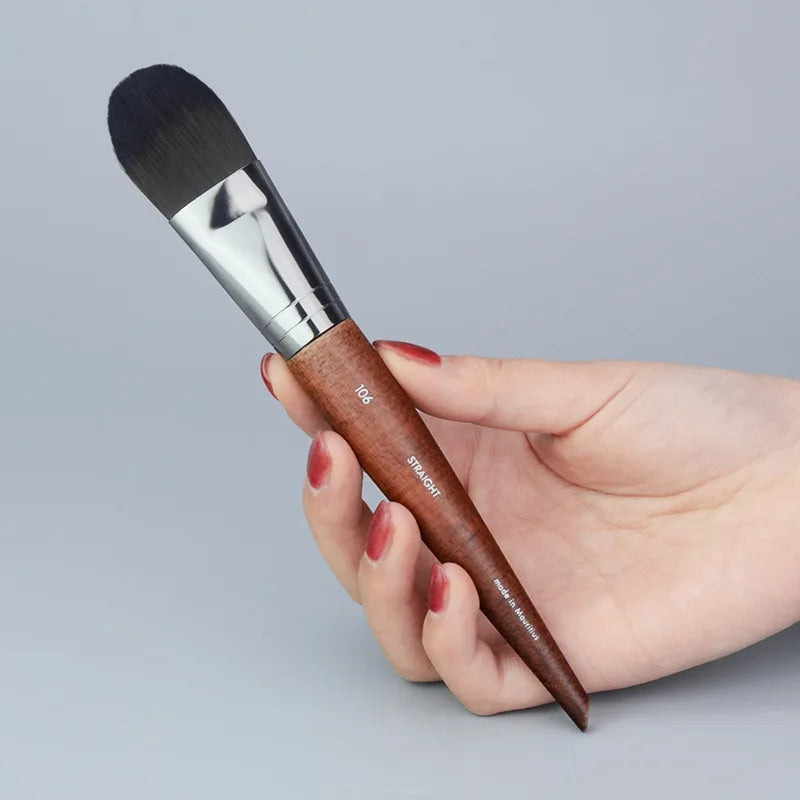 LOYBJ Professional Flat Foundation Brush