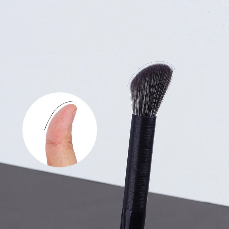 LOYBJ Angled Nose Shadow Brush
