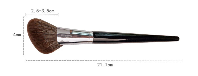 LOYBJ Fan-Shaped Face Contour Brush