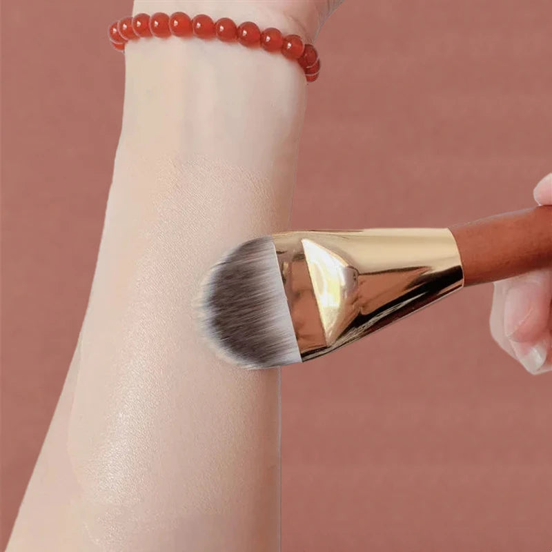 LOYBJ Flat Foundation Brush