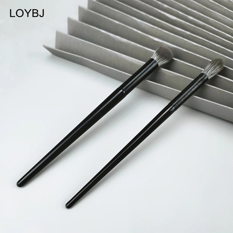 LOYBJ Angled Nose Shadow Brush