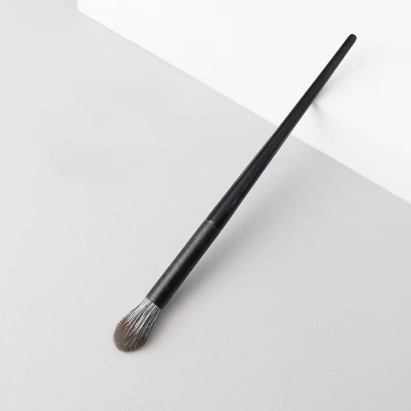LOYBJ Angled Nose Shadow Brush