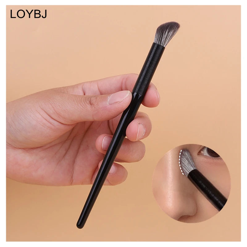 LOYBJ Angled Nose Shadow Brush