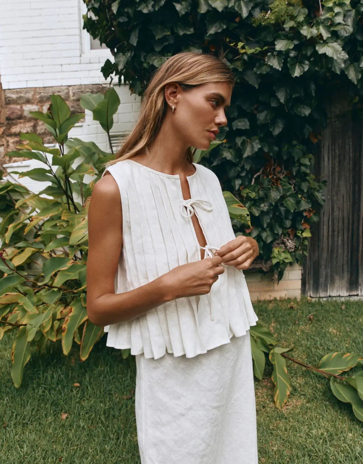 Bow Lace-Up Sleeveless Cotton Linen Top