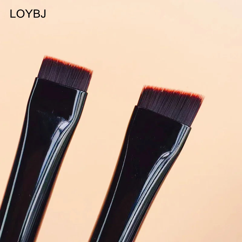 LOYBJ Super Fine Angled Eyebrow & Eyeliner Brush