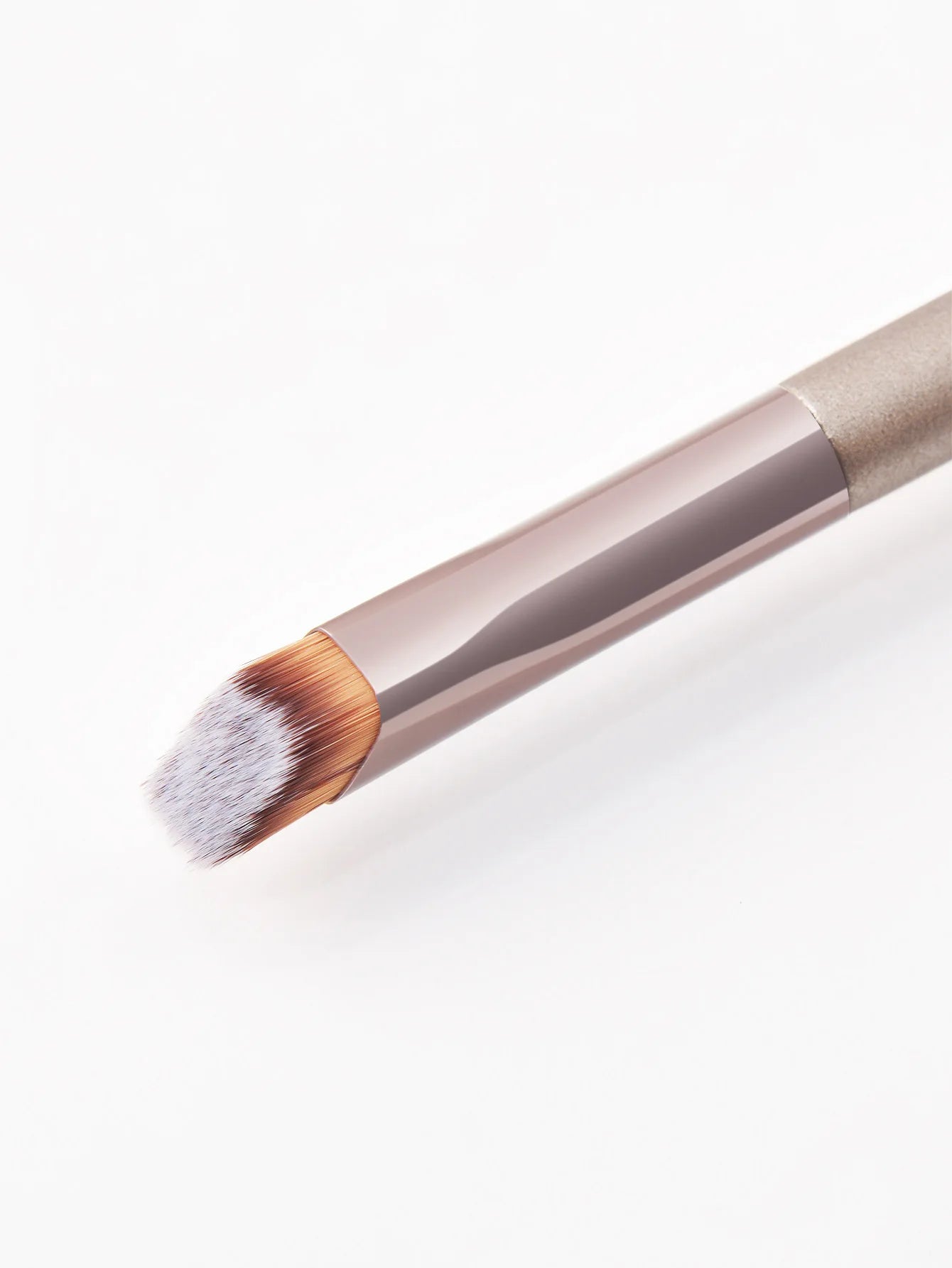LOYBJ Wild Eyebrow & Makeup Brush – Multi-Use Tool