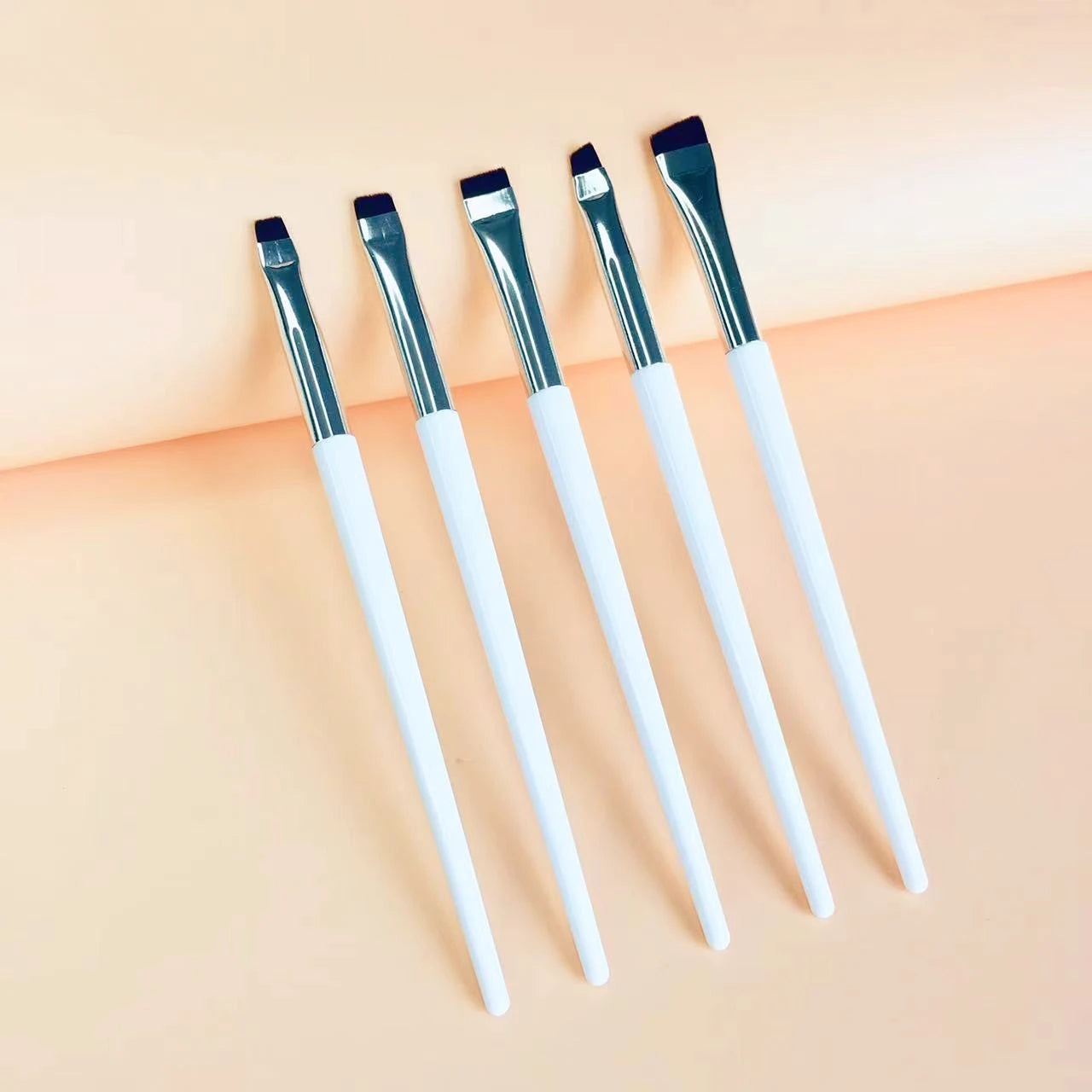 LOYBJ Super Fine Angled Eyebrow & Eyeliner Brush