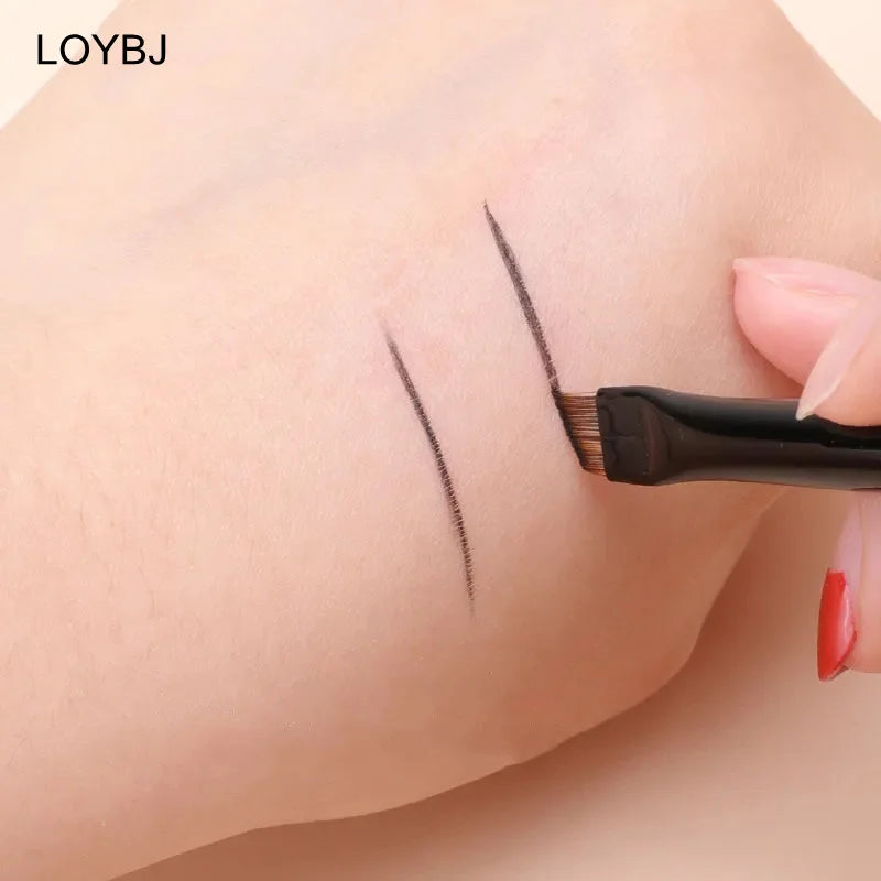 LOYBJ Angled Eyebrow & Fine Eyeliner Brush