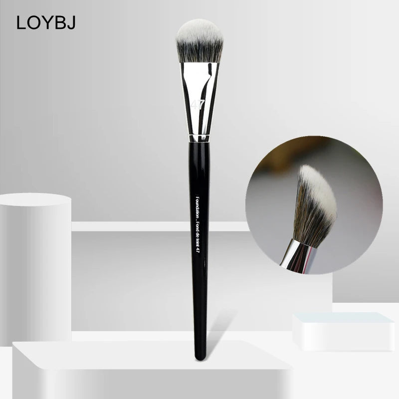 LOYBJ Foundation Brush 47