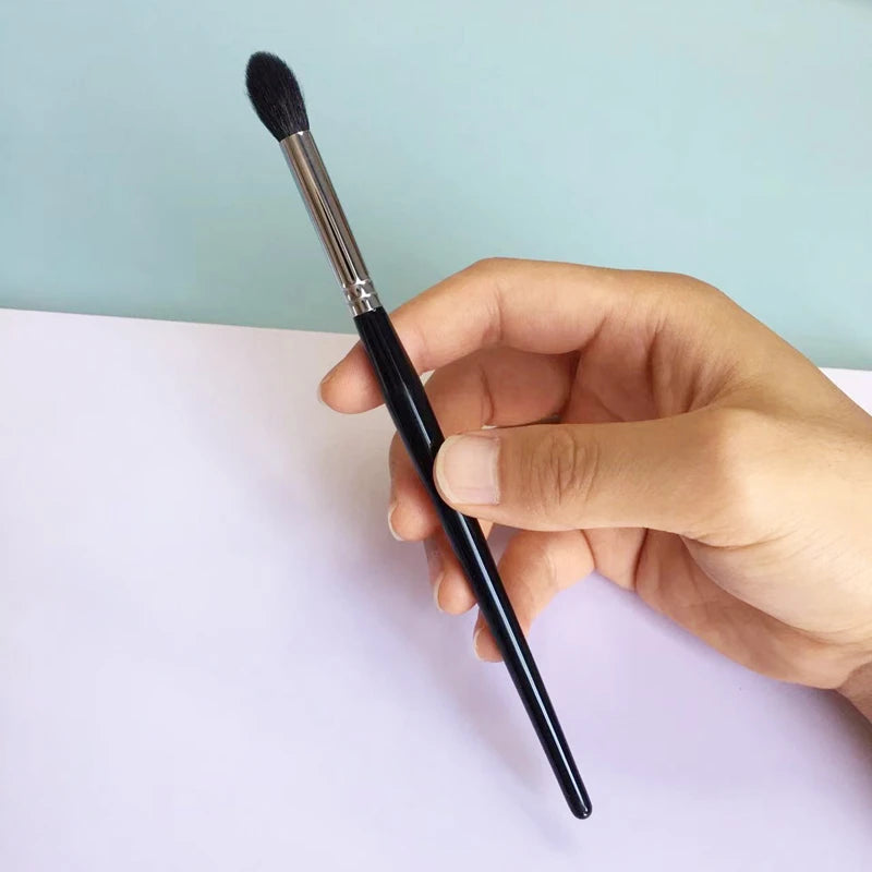 LOYBJ Angled Nose Shadow Brush