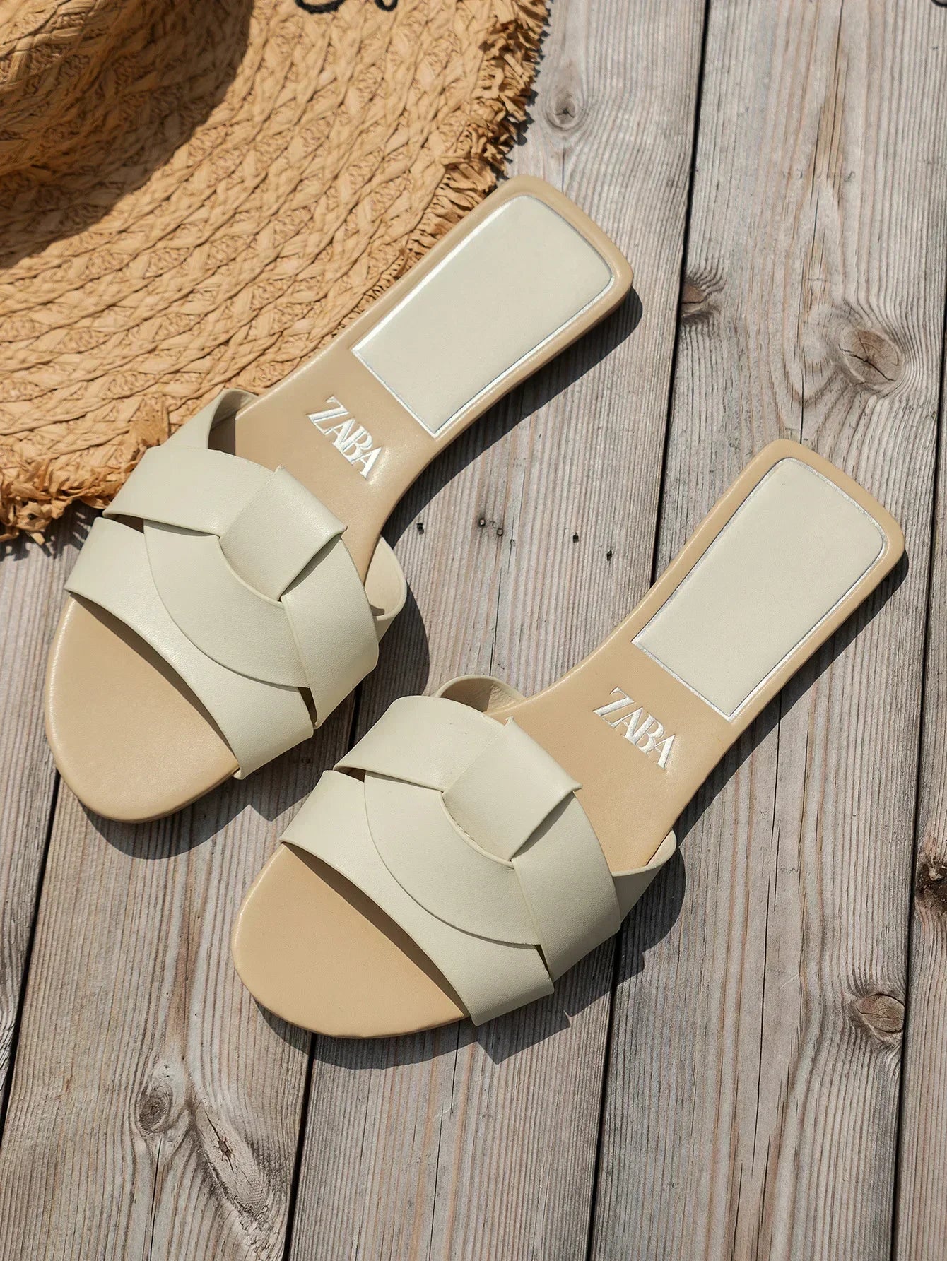 Square-Toe Cross Strap Flat Sandals for Summer
