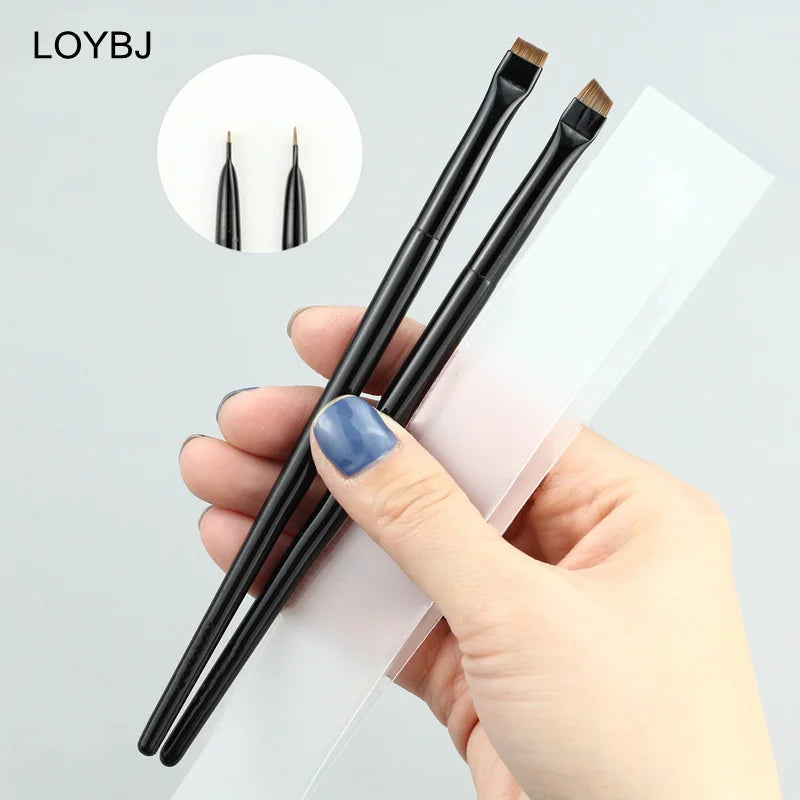 LOYBJ Angled Eyebrow & Fine Eyeliner Brush